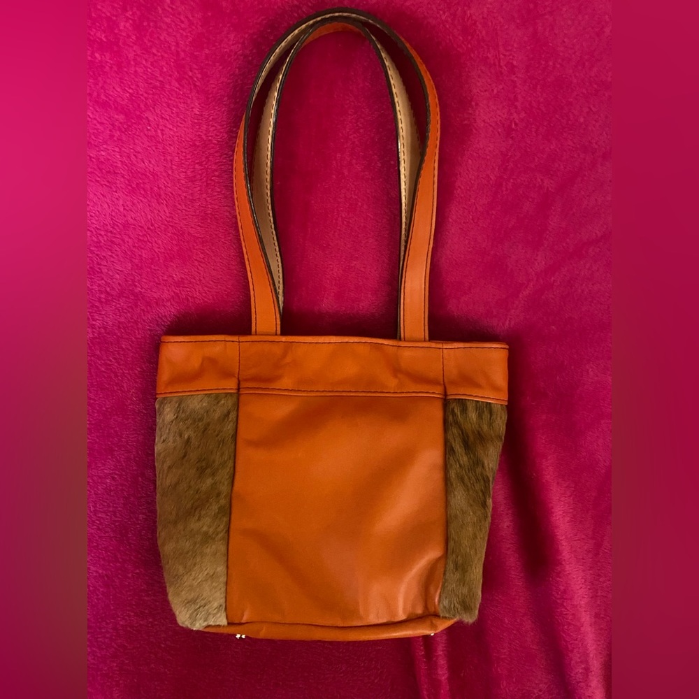Vintage orange leather and fur tote USATM 319644